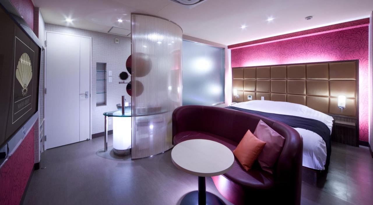 Hotel Glow Yokkaichi  Kültér fotó